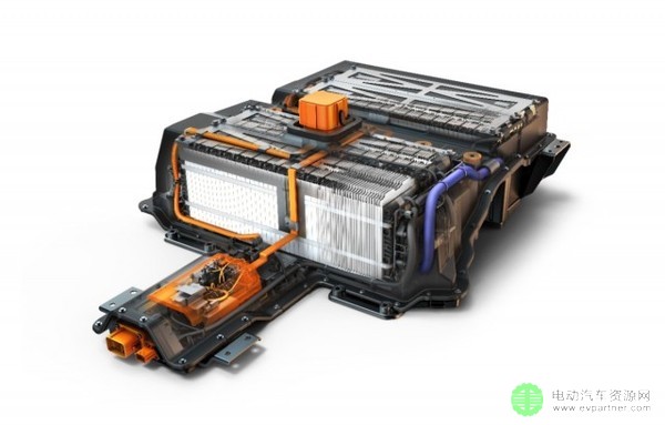 解析电动汽车电池：磷酸铁锂电池与三元锂电池