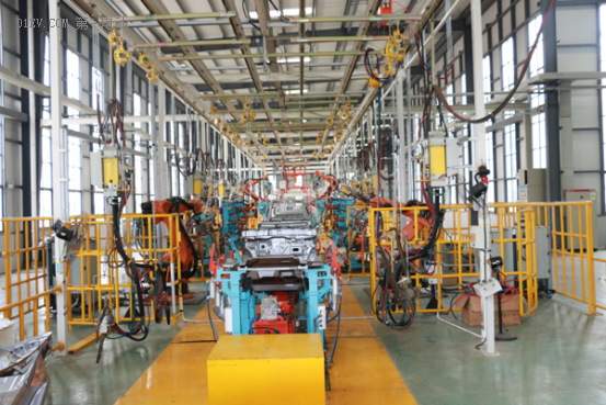 高度自动化的四大工艺 江苏威龙低速电动车工厂探秘