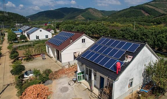 农村屋顶因光伏发电变宝贵资源 国网绿灯助力