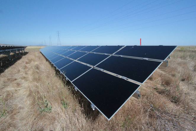 加利福尼亚引领美国太阳能产业不断前行 一天可获50%电力