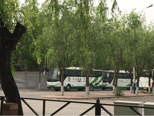 北京电动大巴着火 近亿元损失由谁买单？