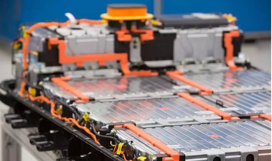 新能源车企扎堆上，都说自己是“电池虎”，到底哪家更靠谱？