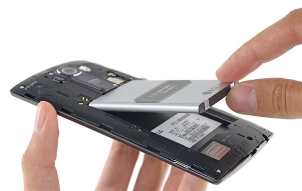 【科普】为什么支持电池拆卸的手机越来越少？