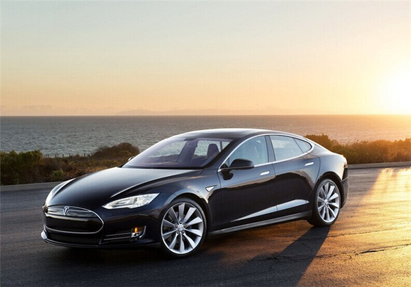 电动汽车与汽油车的排放对比用电池就有优势吗？