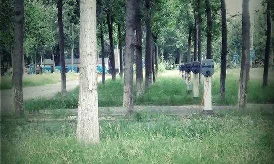新能源风口下的“僵尸桩”：北京蟹岛成充电桩坟场