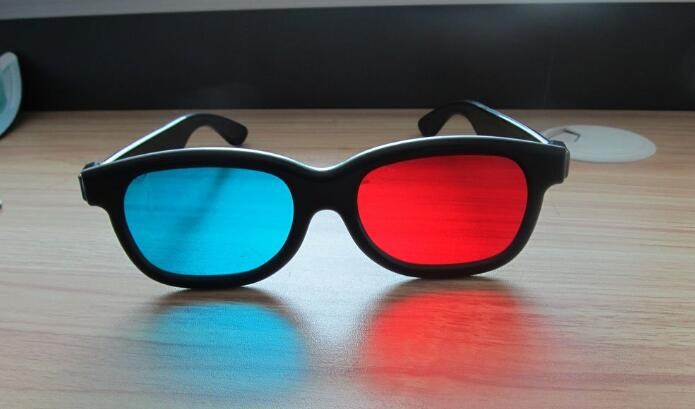 中消协：影院要求自费购买3D眼镜是“霸王条款”