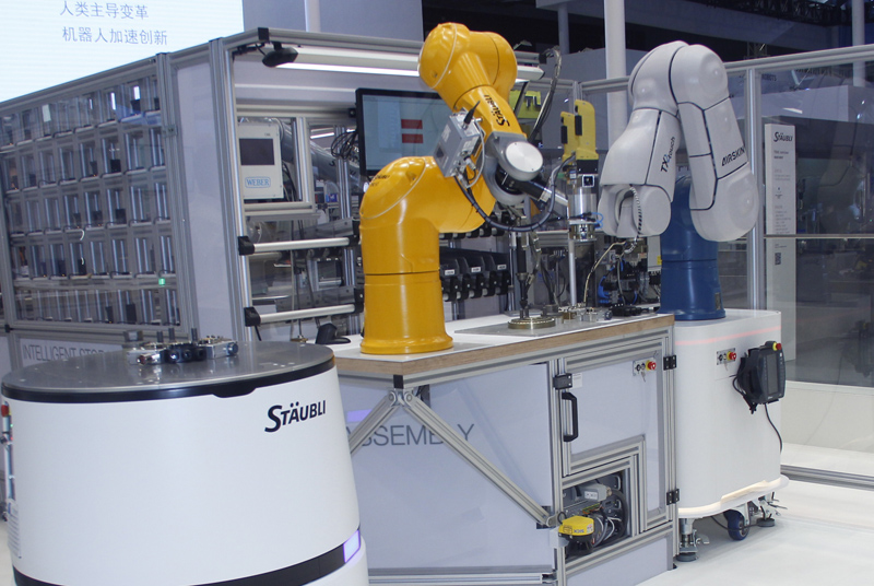 史陶比尔孟德微：机器人和工业4.0模式