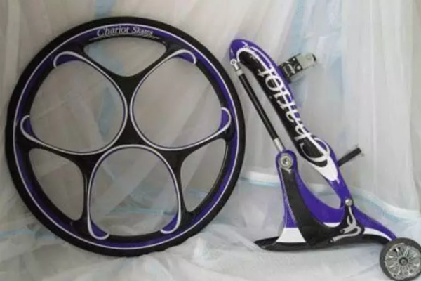 卸下自行车轱辘制作“滑轮鞋”？售价4250美元起，谁受得住啊！