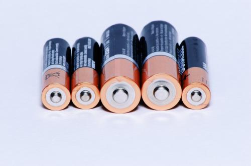 韩国动力电池市场面对内忧外患，电池大厂们都怎么了？