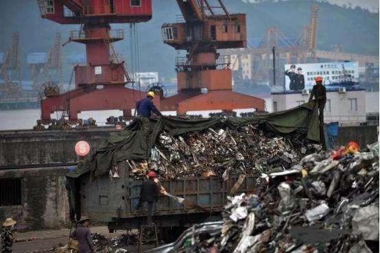 全球出口废弃物约75%流向亚洲 强化“洋垃圾”进口限制势在必行