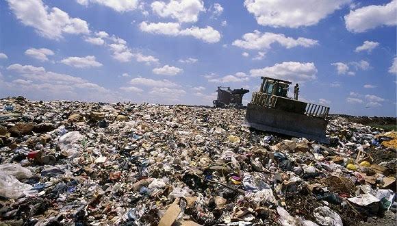 全球出口废弃物约75%流向亚洲 强化“洋垃圾”进口限制势在必行