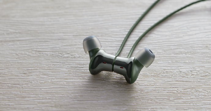 一加云耳2无线耳机全新配色“橄榄绿”发布