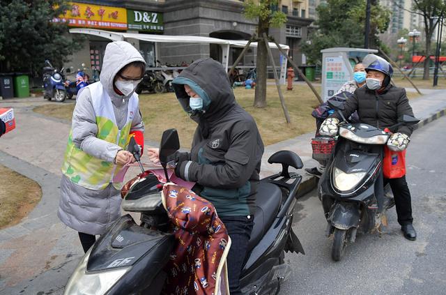 全國各地積極防控肺炎疫情