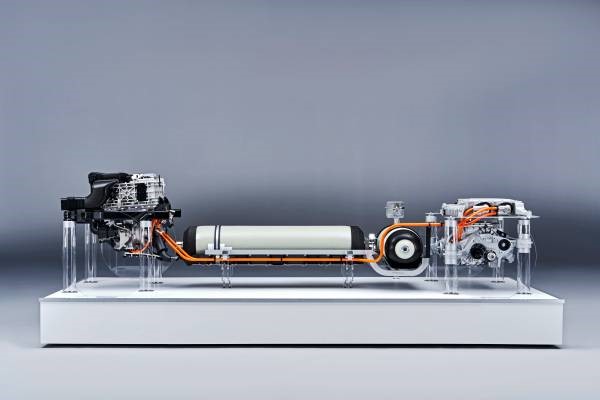 燃料电池汽车囿于量产，宝马求“氢”靠友？| 亿欧解案例