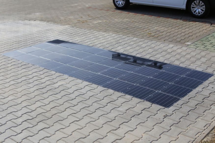 分享 | 第一条安装在车道上的家用太阳能路面