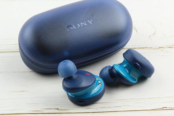 E开箱：夏新，索尼的TWS耳机来袭，耳机也有这么大体格的？