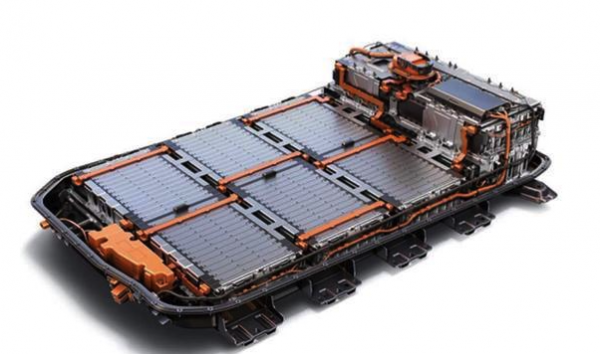 到底什么汽车电池最安全？刀片结构电池还是圆柱电池！