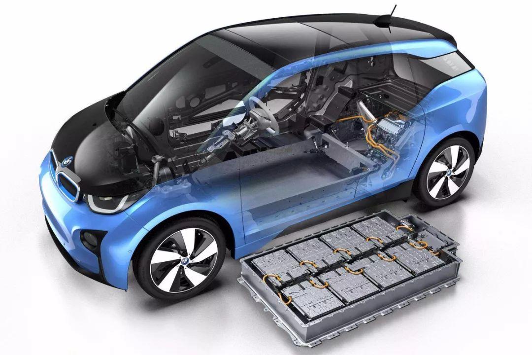 二手新能源汽车折价如同电子产品一般持续遇冷，难卖不仅仅只是迭代速度快导致？