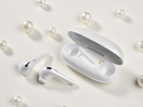 性价比高的蓝牙耳机有哪些？四百元左右的蓝牙耳机推荐？