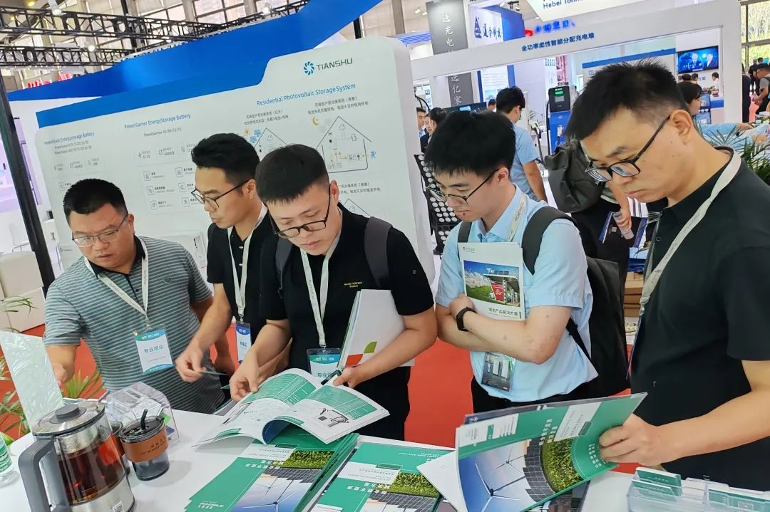 绿能盛会|行“深”致远！第六届深圳国际充换电展，绿能慧充载誉收官！