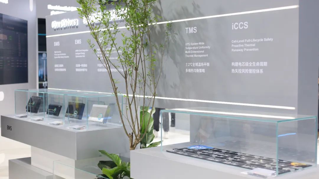 精控能源携全场景储能解决方案亮相SNEC，贯通零碳生态！