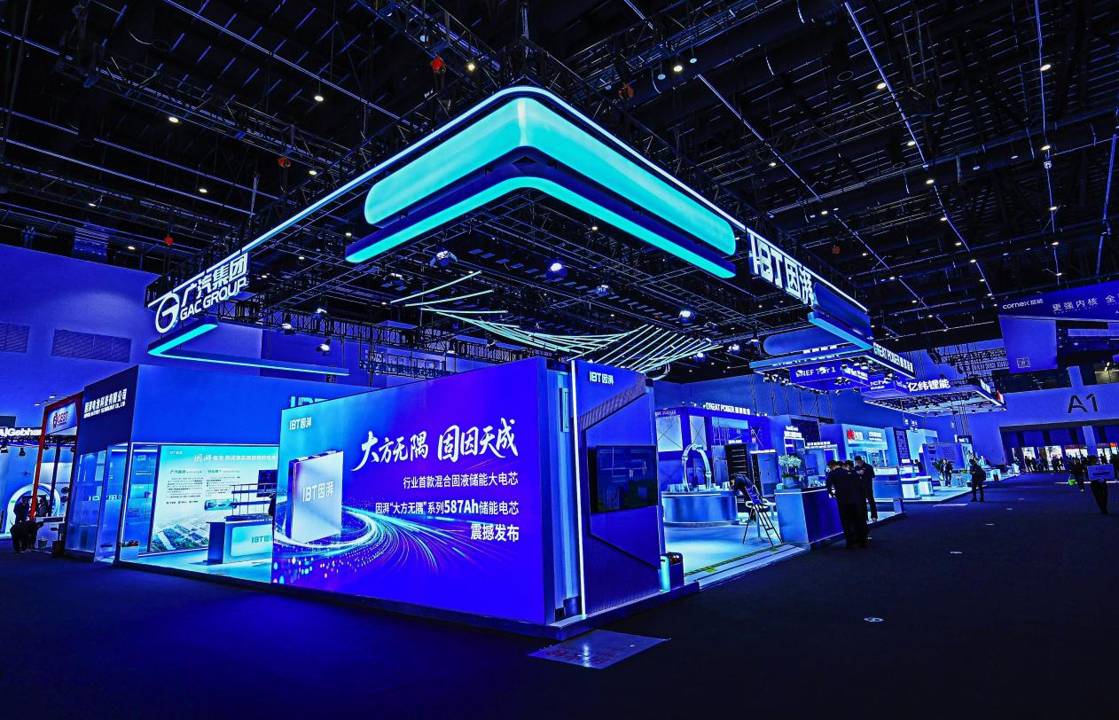 行业首款587Ah半固态储能大电芯实物首秀 因湃闪耀亮相ESIE2026国际储能展